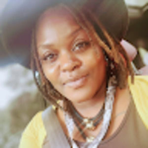 Meet your Posher, Tara
